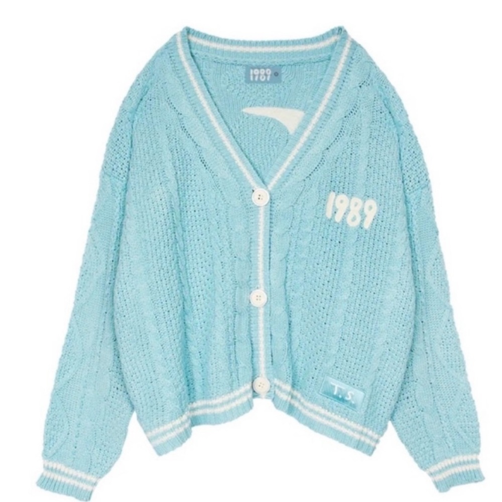 Taylor Swift 1989 cardigan